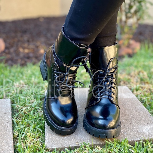 Grunge Black Lug Sole Combat Boots - Picture 5 of 7